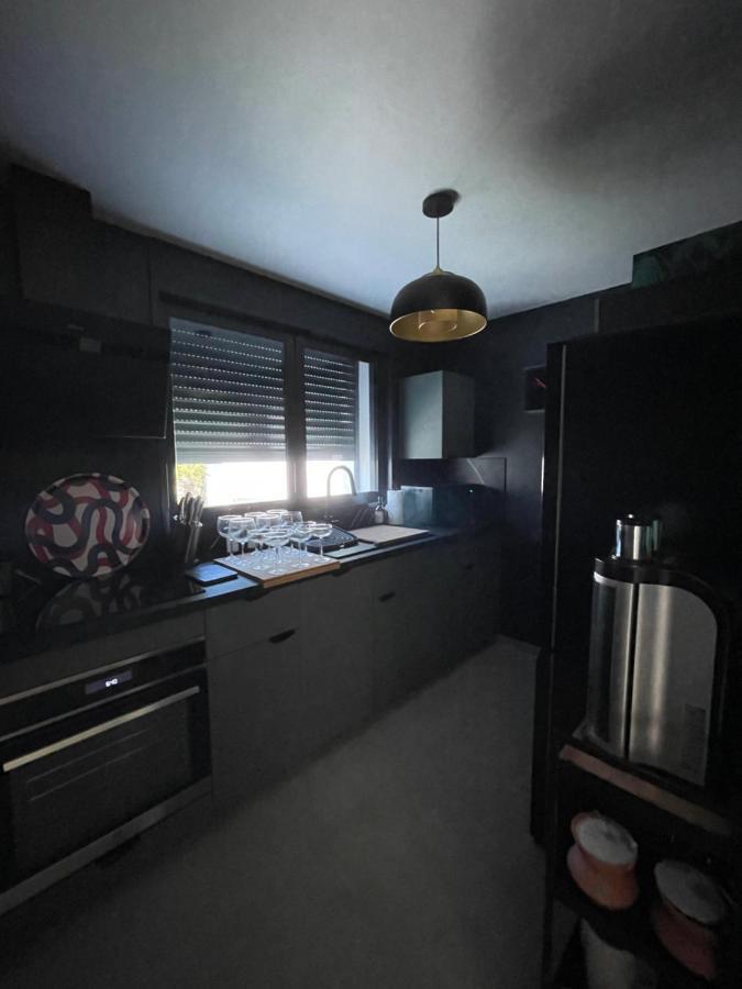 Appartement De Caractere Avec Jacuzzi Fréjus Buitenkant foto