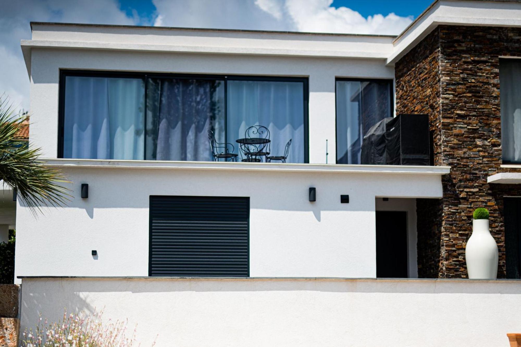 Appartement De Caractere Avec Jacuzzi Fréjus Buitenkant foto